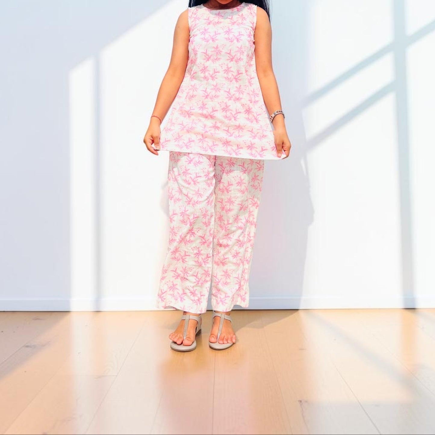 Uttra Attire Sleeveless Pink Floral Cotton Linen Co-ord Set