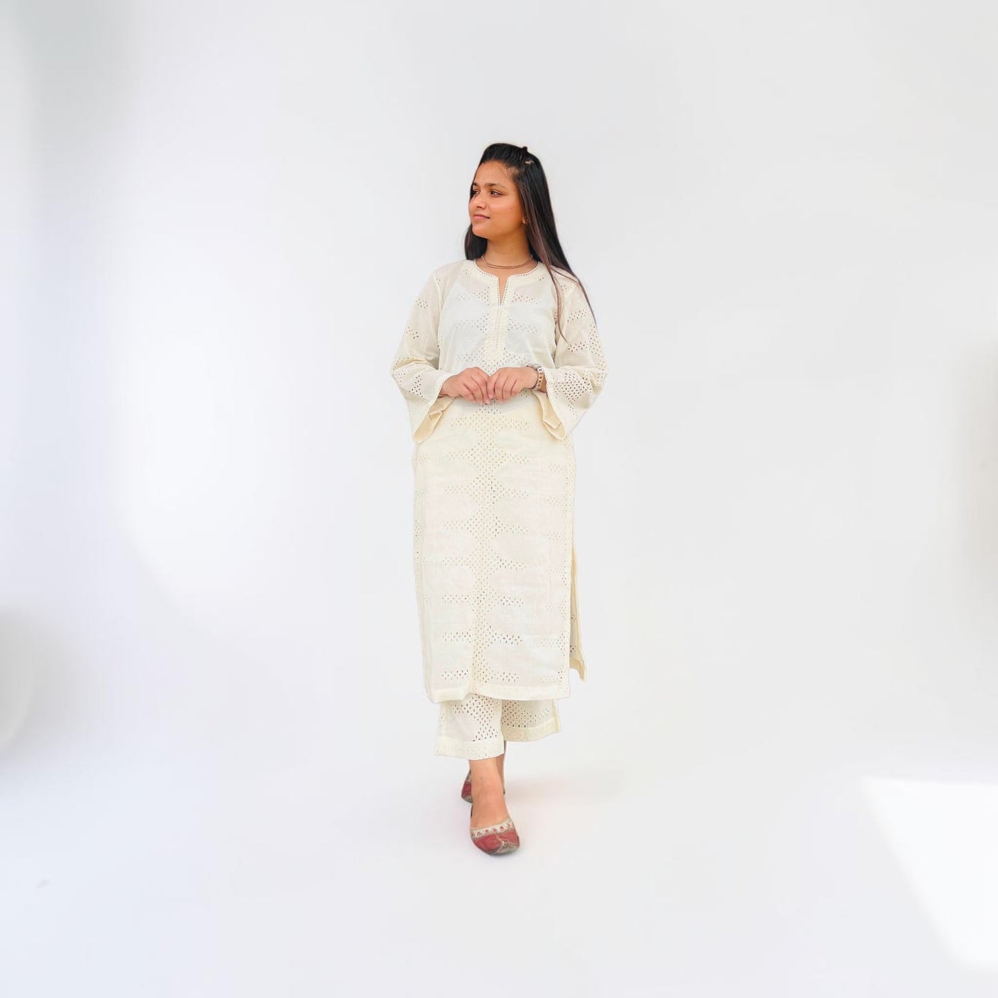 Elegant Off-White Pure Cotton Hakoba Co-ord Set