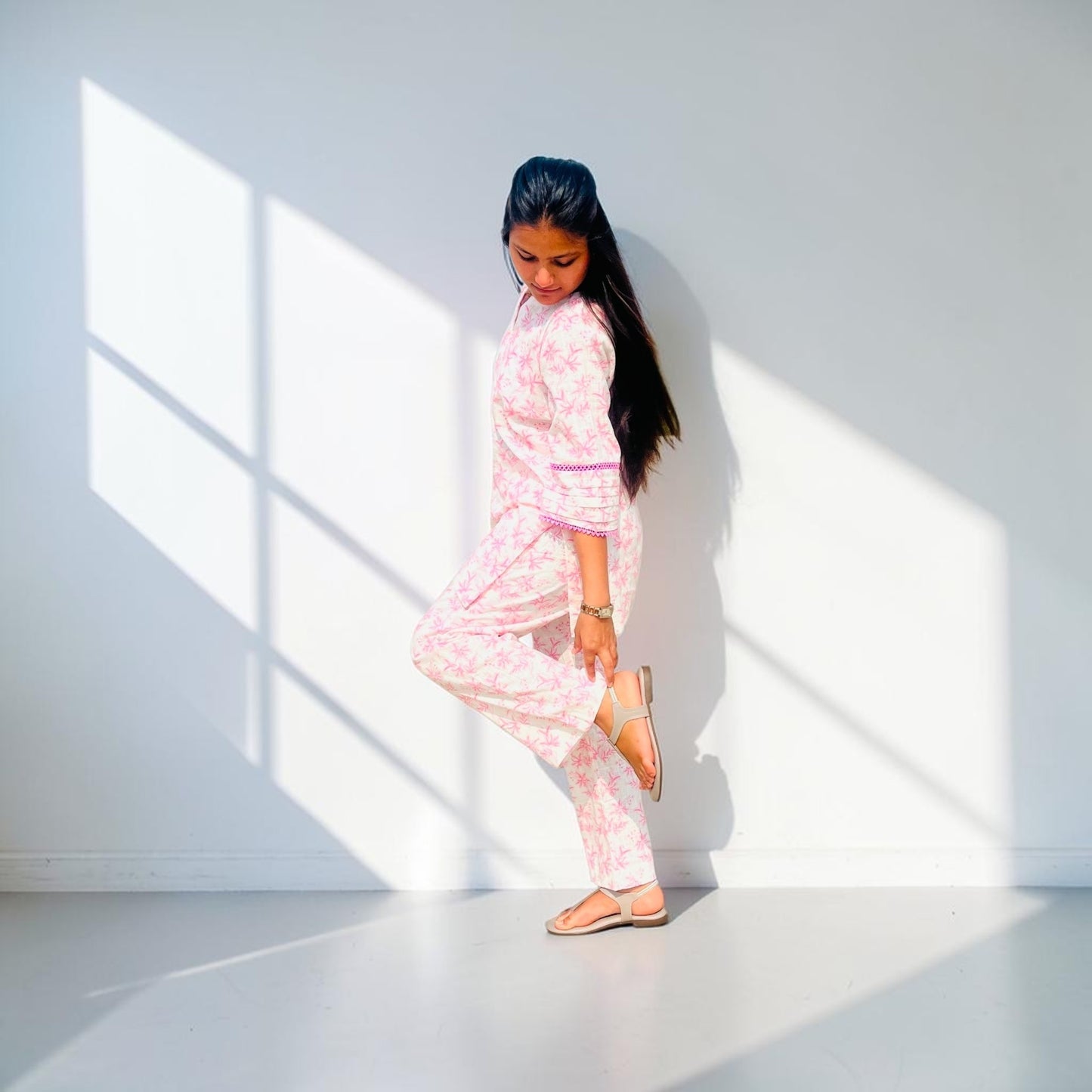 Uttra Attire Pink Floral Cotton Linen Co-ord Set