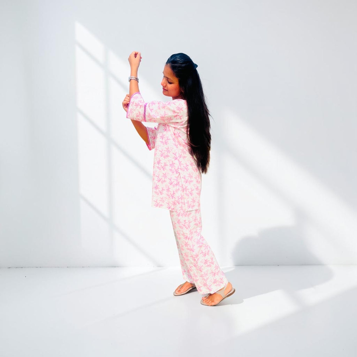 Uttra Attire Pink Floral Cotton Linen Co-ord Set